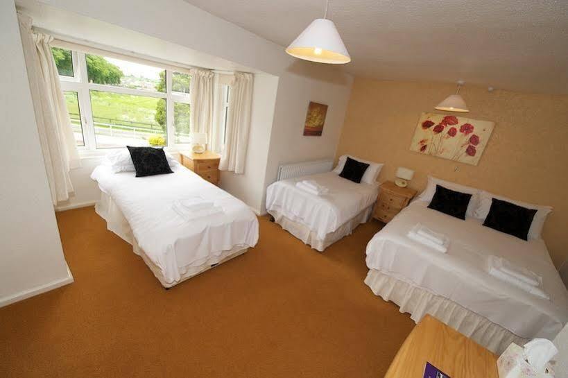 The White House Guest House Clifton  Esterno foto